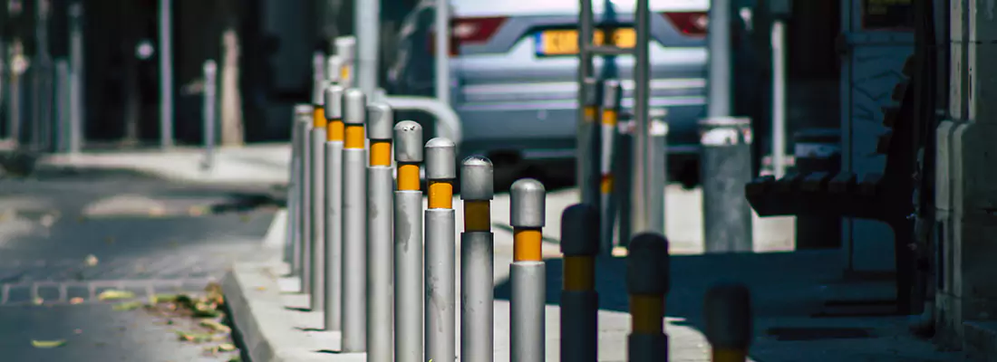 Safe and Convenient Retractable Barrier Column Systems for Properties in Estero, FL